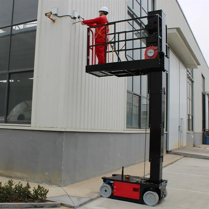 8m selvkørende lodret mastløft.-